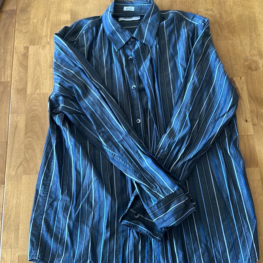Men’s dress shirt